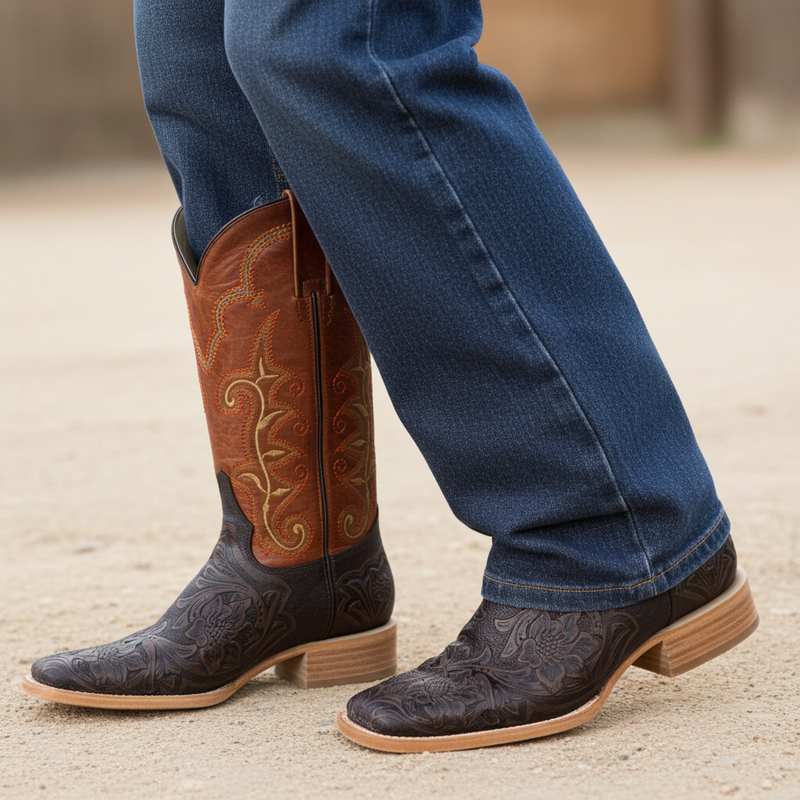 Load image into Gallery viewer, 1190 - RockinLeather Men&#39;s Stamped Cowhide Leather Boot
